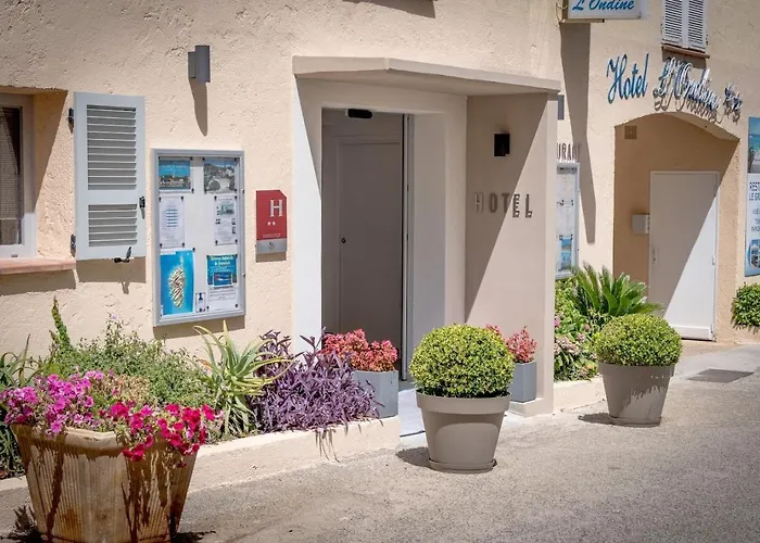 L'ondine Algajola (Corsica)