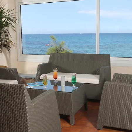 L'ondine 2* Algajola (Corsica)