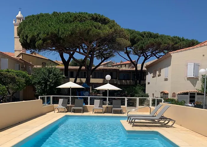 L'ondine Algajola (Corsica)