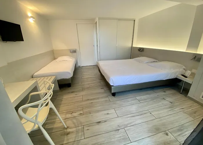 Hotel L'ondine Algajola (Corsica)