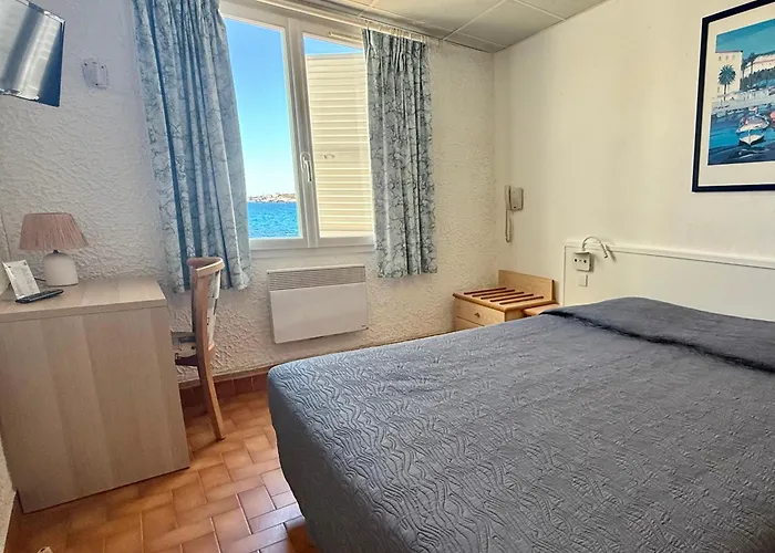 Hotel L'ondine Algajola (Corsica)